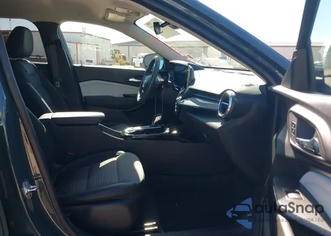 2025 Chevrolet Trax Fwd Lt z USA, uszkodzony, nr VIN KL77LHEP8SC170647